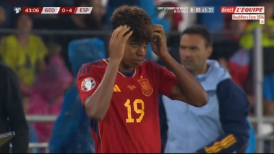 Λαμίν Γιαμάλ: «Έγραψε» ιστορία με την Ισπανία, δύο χρόνια πριν τελειώσει το… λύκειο!