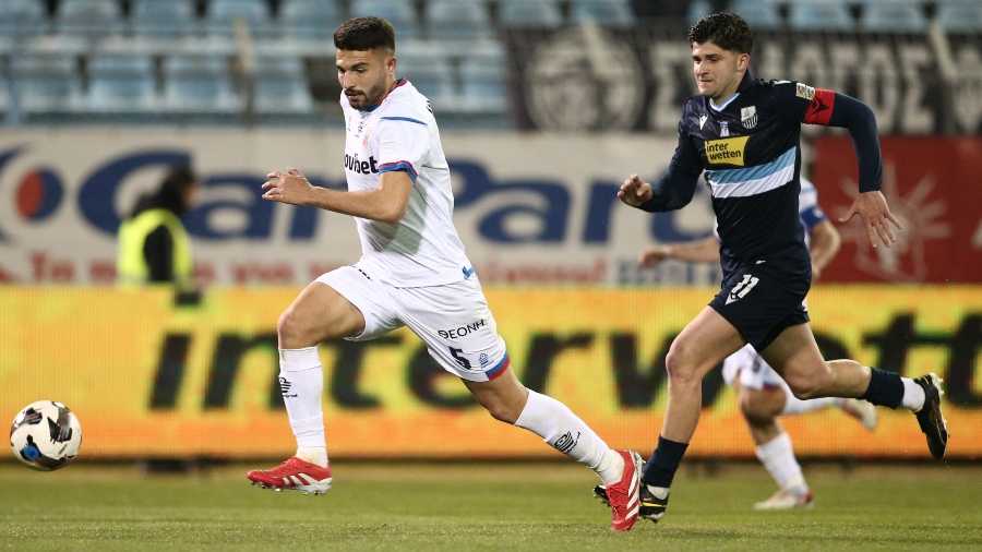 Βήμα παραμονής ο Βόλος ταμείο εμείς στο Pamestoixima