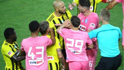 Άρης – ΠΑΣ Γιάννινα: Ροντέο και αποβολή Κάργα! (video)