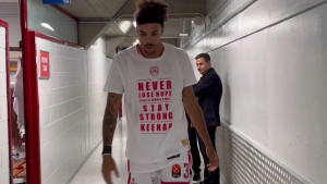 «Κίναν, ποτέ μη χάνεις την ελπίδα!»: Το μήνυμα αγάπης και πίστης του Ολυμπιακού στον Έβανς γιατί «πάντα υπάρχει δρόμος!»