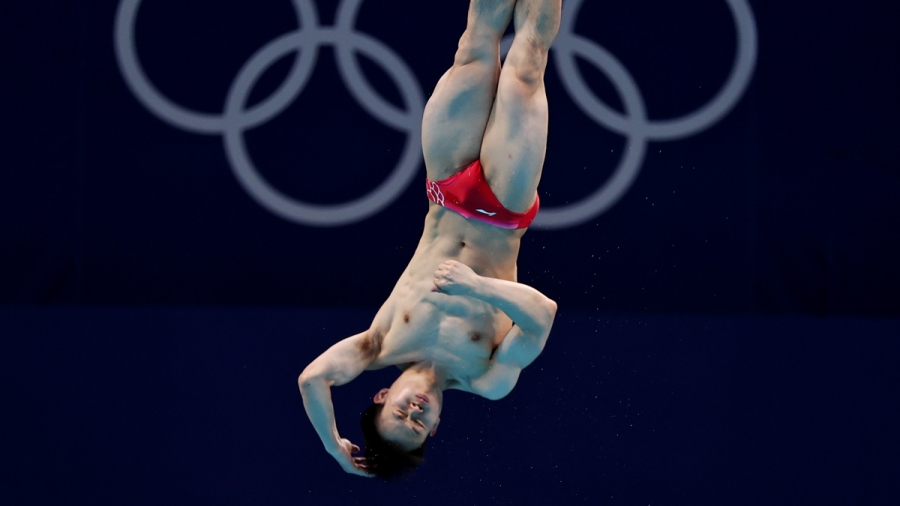 Καταδύσεις: Η πρώτη θέση του βάθρου στα 3 μέτρα ανήκει στον Κινέζο Τσιέ