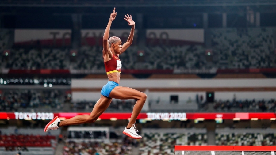 Τριπλούν: Ασύλληπτο παγκόσμιο ρεκόρ με 15.67μ. η Γιούλιμαρ Ρόχας! (video)