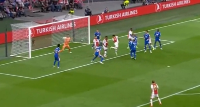 Άγιαξ - Ρέιντζερς 1-0: «Σερβίρει» ο Μπεργκχάους και ο Άλβαρες... εκτελεί! (video)