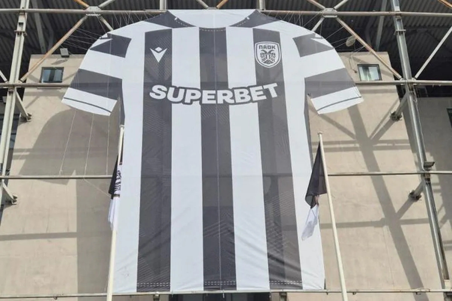 Ο τείχος έχει τη δική του ιστορία: ΠΑΟΚ και Superbet «γιγαντώνονται» στην Τούμπα για τα 100 χρόνια ζωής!