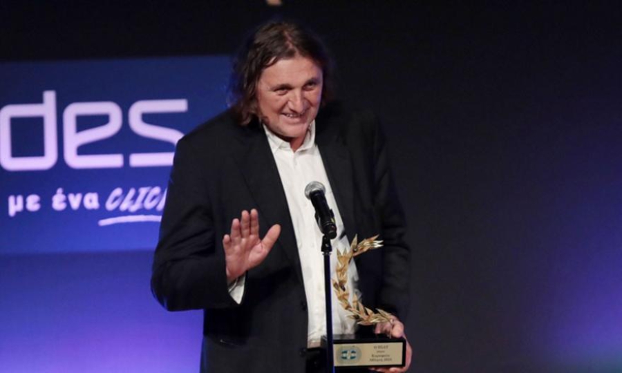 Τεντόγλου, Ντρισμπιώτη και Εθνική πόλο οι κορυφαίοι της χρονιάς στα βραβεία του ΠΣΑΤ (video)