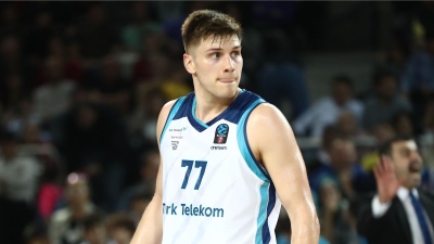 Φενέρμπαχτσε: «Κλείνει» τον 26χρονο Νέιτ Σεστίνα