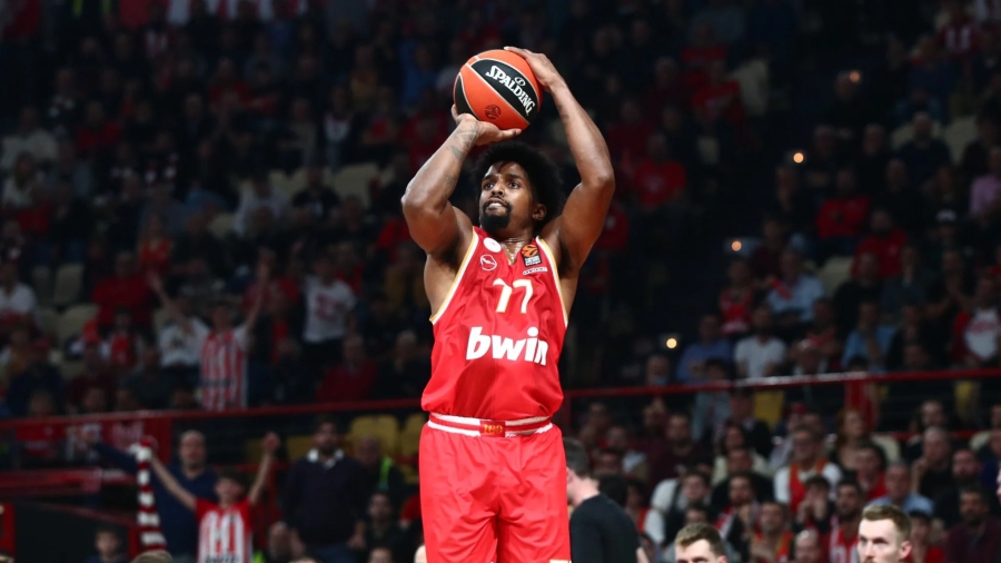 Σοκαριστική δήλωση από τον ΜακΚίσικ: «Σκέφτομαι να αποσυρθώ από το μπάσκετ!»