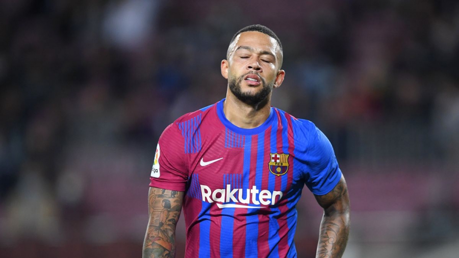 Κλωτσούσε ό,τι έβρισκε μπροστά του ο Ντεπάι μετά τη νέα γκέλα της Μπαρτσελόνα! (video)