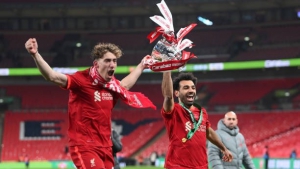 Χορός, τραγούδια και Τσιμίκας σε… έκσταση! Το πάρτι μόλις άρχισε για τη Λίβερπουλ! (video)