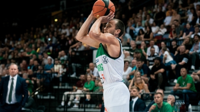 Στην Αθήνα για την ΑΕΚ ο Λεκαβίτσιους - Στην τελική... ευθεία οι συζητήσεις των δύο πλευρών!