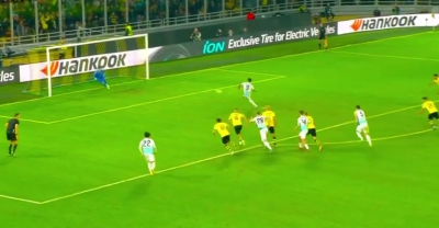 ΑΠΙΣΤΕΥΤΟ: Έκτο πέναλτι εις βάρος της ΑΕΚ, σε πέντε ματς στο Europa League! (video)