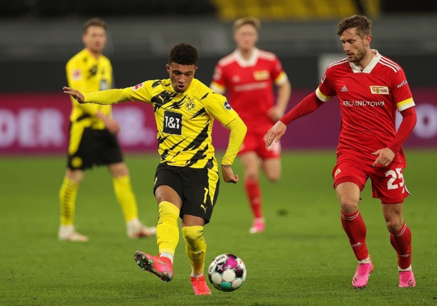 Τζέιντον Σάντσο: Έγινε και επίσημα «κόκκινος διάβολος» και διέγραψε κάθε τι… γαλάζιο!