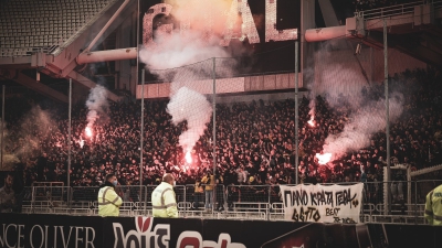 Super League: Κλήθηκαν σε απολογία ΑΕΚ και ΟΦΗ