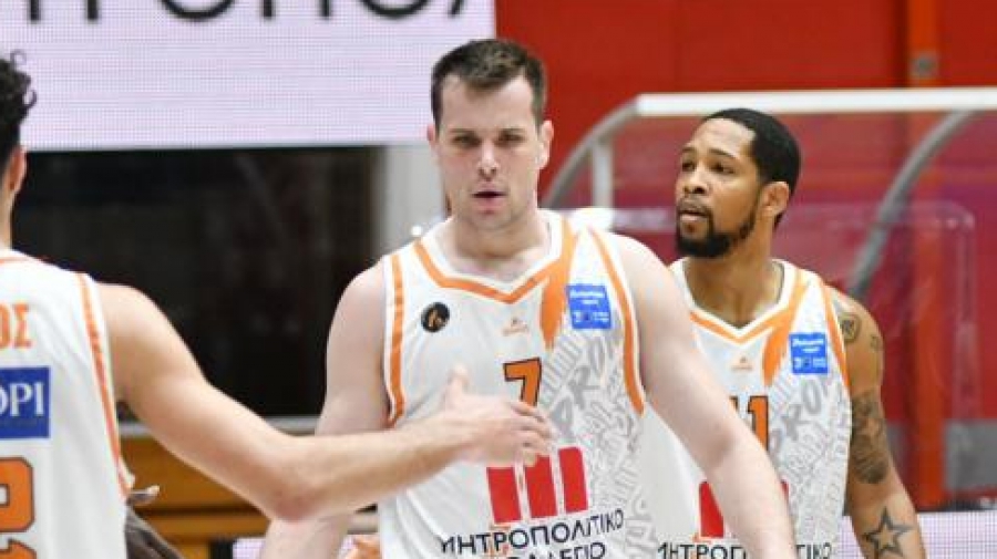 Αγραβάνης: «Δεν έχω το νου μου σε ρεκόρ, μα βοήθησαν οι έφηβοι» (video)