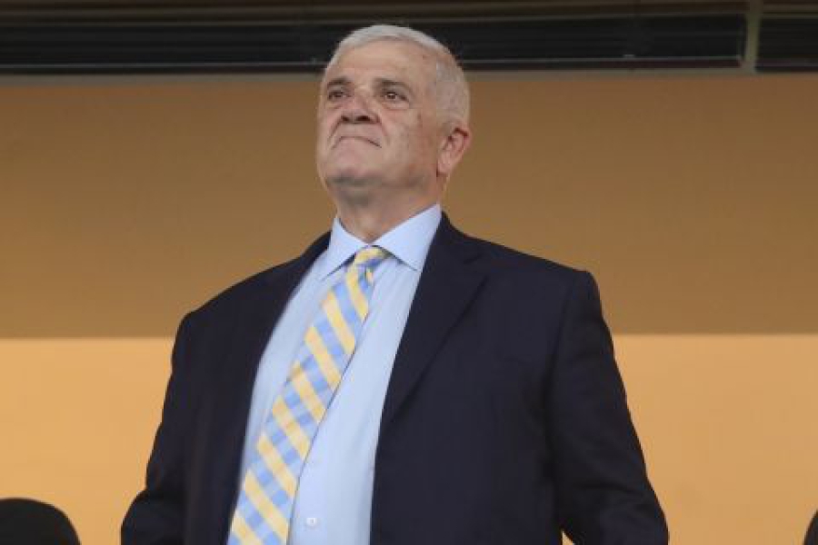 ΑΕΚ: Στα αποδυτήρια ο Μελισσανίδης μετά την Αντβέρπ – Κίνηση στήριξης σε Αλμέιδα