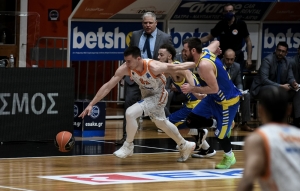 Προμηθέας Πάτρας - Περιστέρι: Ένα τσιγάρο... δρόμος (video)