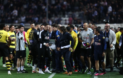 Πρόστιμο 20.000 ευρώ επέβαλε η ΔΕΑΒ στον Αλμέιδα - Το ίδιο ποσό θα πληρώσει και ο ΠΑΟΚ για το πανό