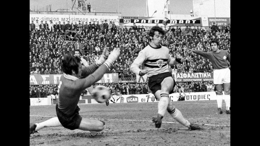 Παναθηναϊκός - ΑΕΚ: 50 χρόνια από την ανατροπή της Ένωσης μέσα στο βούρκο της Λεωφόρου (video)