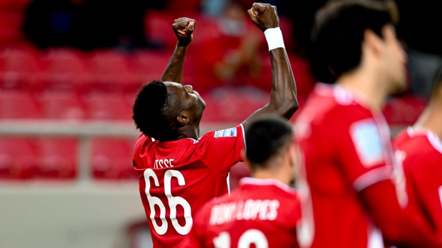 Ολυμπιακός – Άρης 1-0: Σισέ, εσύ σούπερ σταρ και… αρχισκόρερ! – Στο +8  οι «ερυθρόλευκοι»!