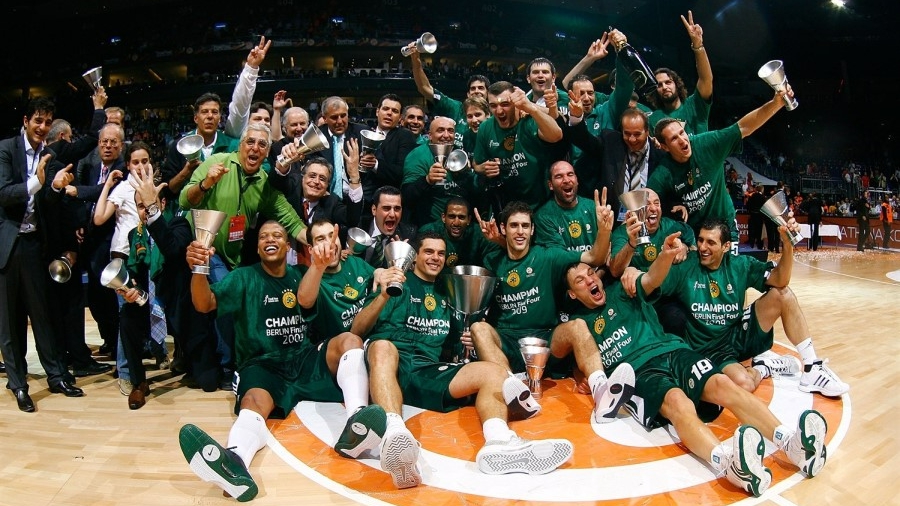 Παναθηναϊκός: Η «πράσινη» dream team με το 5ο αστέρι στο Βερολίνο και τα χαρτονομίσματα του... Θανάση (video)