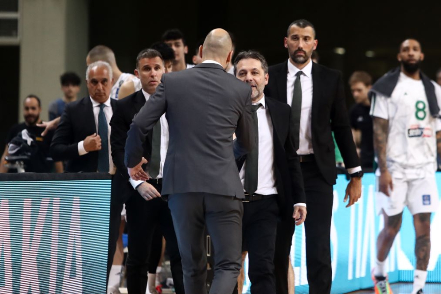 Ένταση μεταξύ Σπανούλη και Σερέλη λίγο πριν τη λήξη του Παναθηναϊκός - Περιστέρι (video)