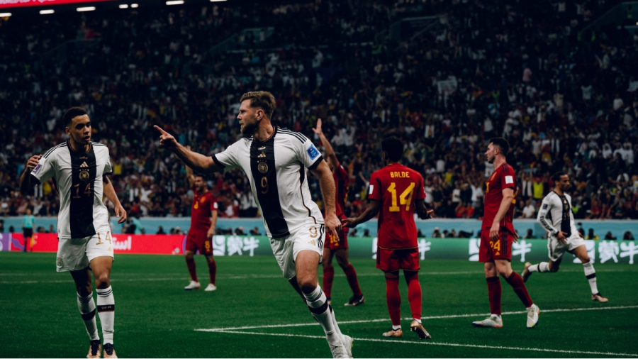 Ισπανία – Γερμανία 1-1: Μια «βολική» ισοπαλία, χάρις σε αλλαγές από… χρυσάφι! (video)