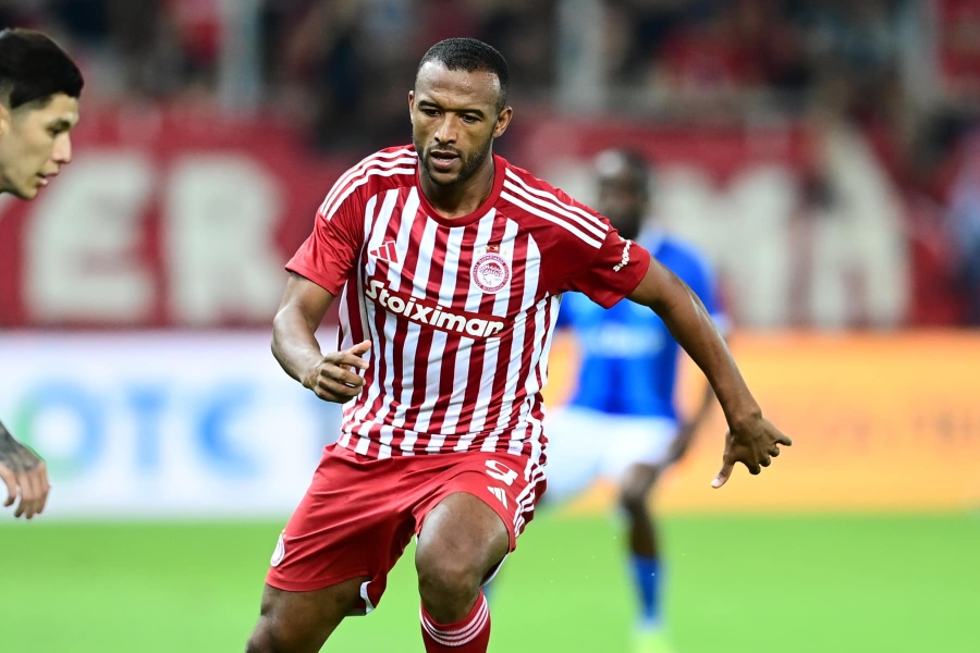 Ολυμπιακός: Με… συνταγή Πειραιά οι «ερυθρόλευκοι», μοναδική αλλαγή ο Ελ Κααμπί στην κορυφή της επίθεσης