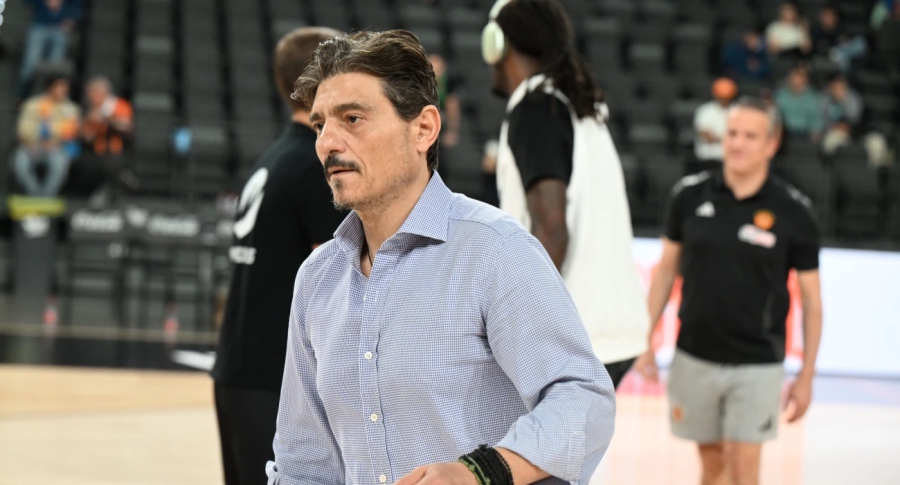 Γιαννακόπουλος: «Ελπίζω να μη νιώσετε, αν έρθετε, να σας βρίζουν τα παιδιά!»