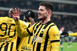 «Παιδιά, στα πόσα σταματάω;»: One man... Γιόβιτς στη Φιλαδέλφεια - Ιστορικό «καρέ» στον Παναθηναϊκό!