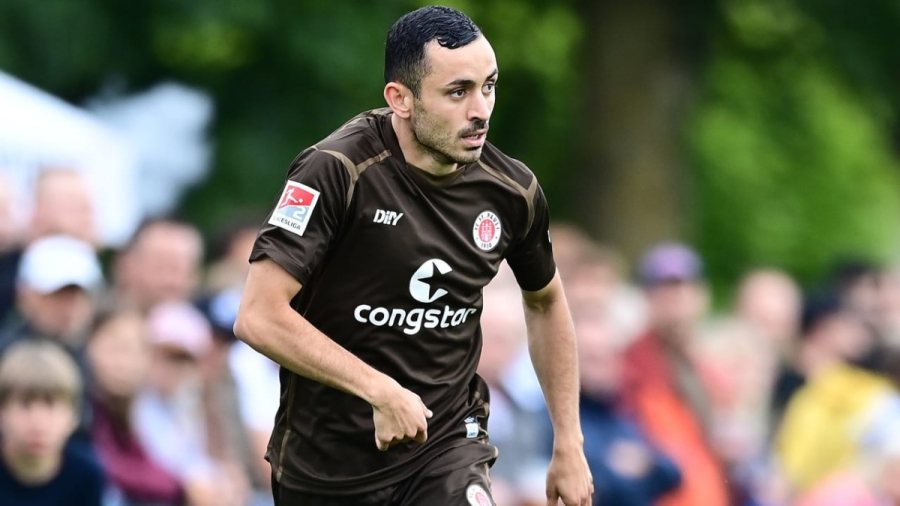 Μανώλης Σάλιακας: Αποβλήθηκε σε αγώνα Κυπέλλου της Ζανκτ Πάουλι