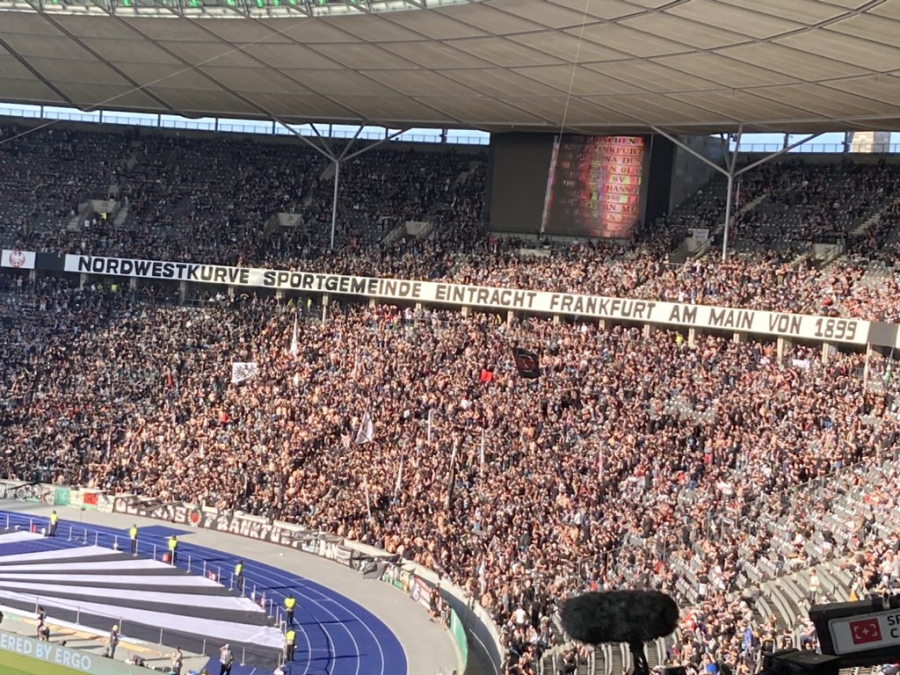 Λειψία – Άιντραχτ Φρανκφούρτης: «Καρφίτσα» δεν πέφτει στο Βερολίνο λίγη ώρα πριν τον μεγάλο τελικό