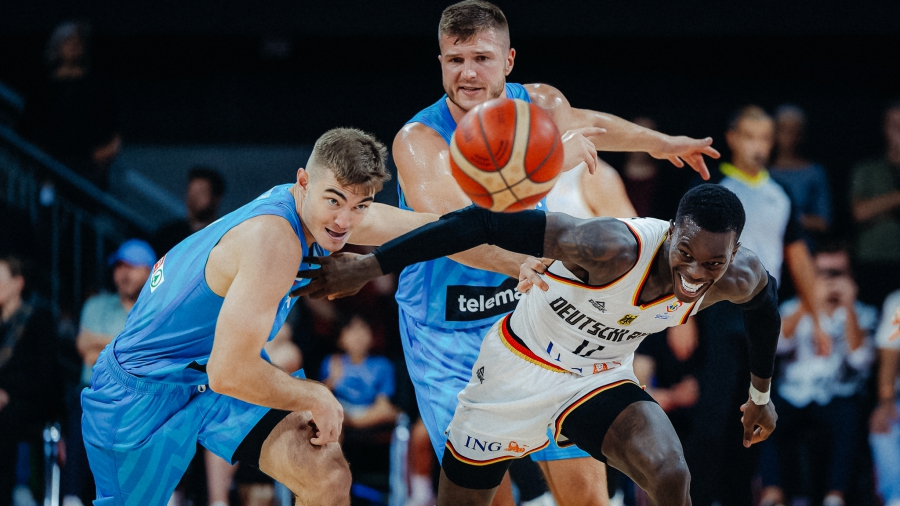 Με τον Σρέντερ «οδηγό» η 12άδα της Γερμανίας!