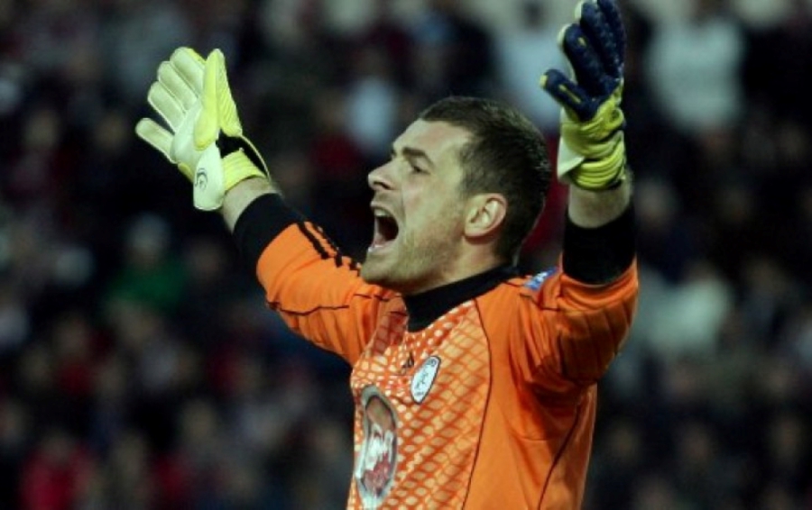 Ο Στέφανος Κοτσόλης επιστρέφει «σπίτι» του και βραβεύεται από την ΑΕΛ