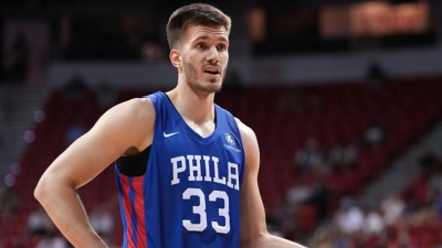 Μετακομίζει στους Σίξερς ο Πετρούσεφ!