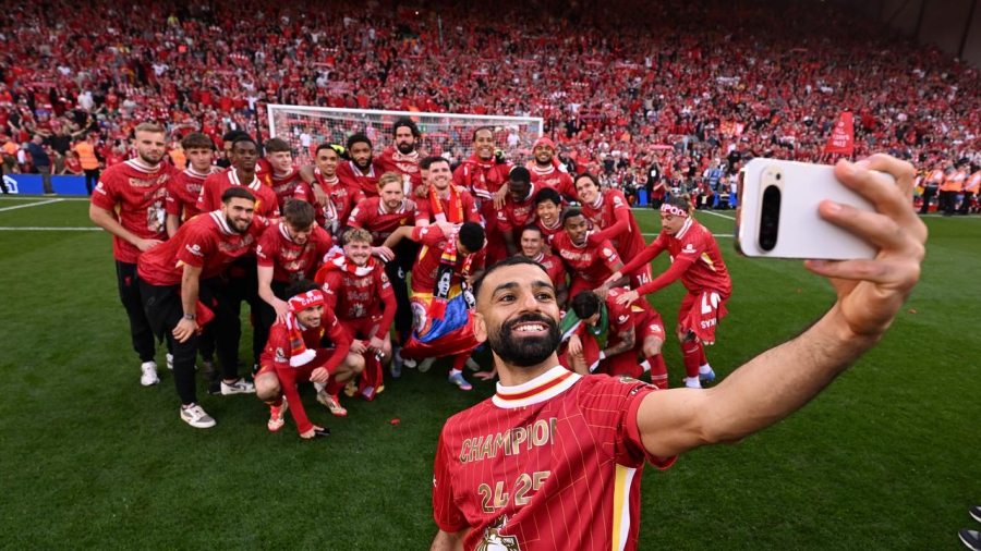 Έχει ο καιρός γυρίσματα: Κάποτε η Πάλας σκότωνε την «ελπίδα στην καρδιά» της Λίβερπουλ, 11 χρόνια αργότερα είναι καλεσμένη στη γιορτή της! (video)