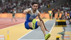 Το «χρυσό» άλμα του Τεντόγλου ως την… κορυφή του κόσμου! (video)