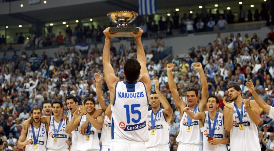 Οι ήρωες του 2005 έγιναν προπονητές, παράγοντες, παραμένοντας δίπλα στην πορτοκαλί μπάλα (video)