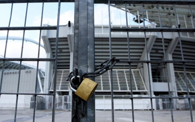 Super League κεκλεισμένων των θυρών για δύο μήνες, χωρίς κόσμο το Ολυμπιακός - Μπάτσκα Τόπολα!