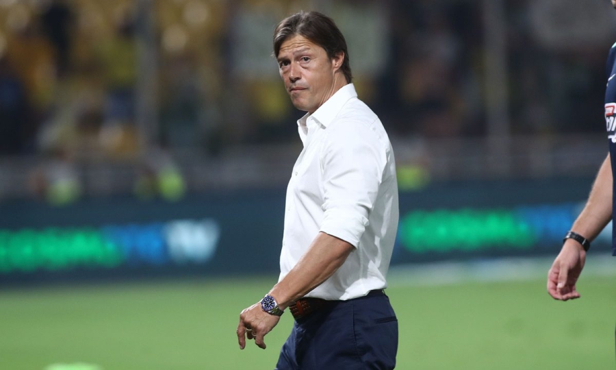 «Νιώθω σκα@@, δεν ξέρω πώς θα συνεχίσουμε»: Αφοπλιστικός Αλμέιδα, μετά την ήττα της ΑΕΚ από τον Ολυμπιακό!