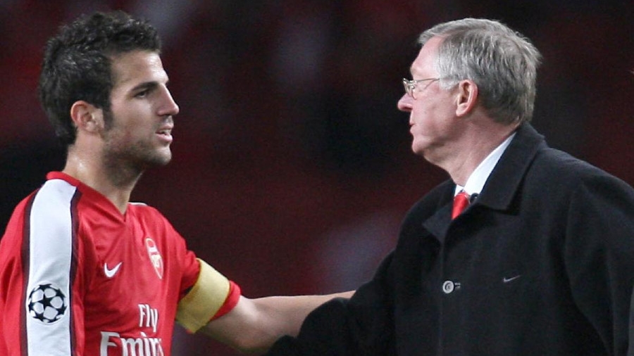 Σεσκ Φάμπρεγας: Η «Μάχη του Μπουφέ» και η πίτσα στον Φέργκιουσον (video)