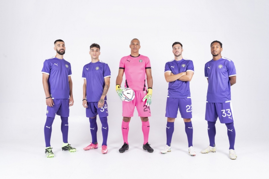 ΟΦΗ: Μωβ η τρίτη εμφάνιση! (video)