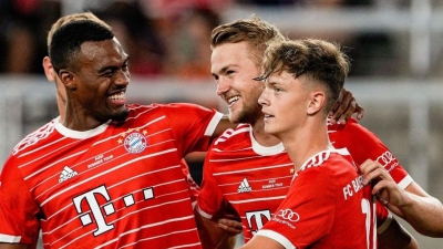 Μπάγερν Μονάχου: Σκόραραν οι «νέοι», Μανέ και Ντε Λιχτ, αποχώρησε τραυματίας ο Ολλανδός (video)