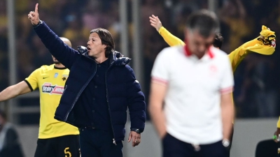 Ένα «τρίποντο» διαφορετικό από κάθε άλλο, στην εποχή του Αλμέιδα στην ΑΕΚ