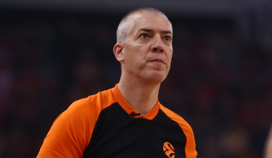 Σκάνδαλο με διαιτητή της EuroLeague: Κάμερα ασφαλείας κατέγραψε τον Μπολτάουζερ, να κλέβει κολόνια από αεροδρόμιο!