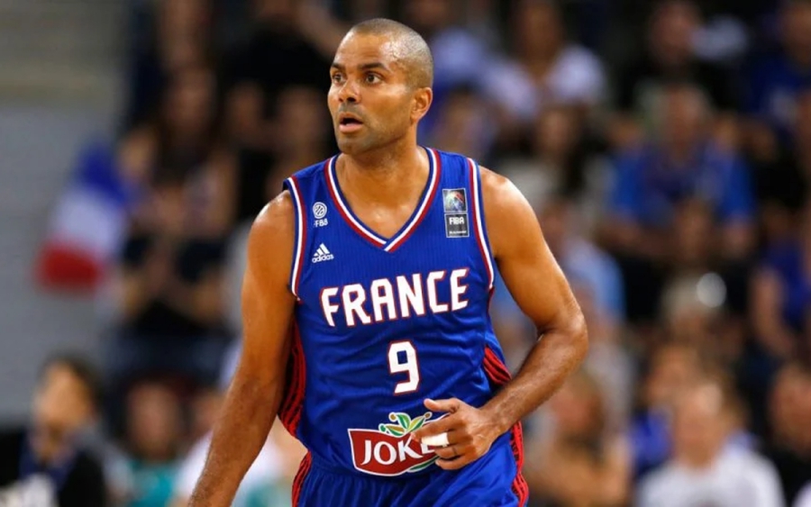 Τόνι Πάρκερ: Η Γαλλία θα αποσύρει την ιστορική φανέλα με το «9» τον Ιούλιο του 2024