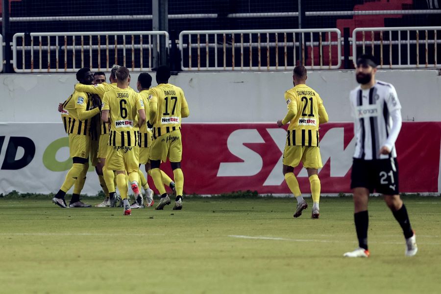 ΟΦΗ – Άρης 0-2: Επαγγελματική νίκη με Καμαρά και άνετη πρόκριση στους «8»! (video)