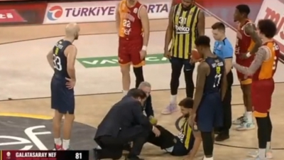 Ουίλμπεκιν: «Συναγερμός» στη Φενέρμπαχτσε - Τραυματίστηκε και αποχώρησε υποβασταζόμενος! (video)