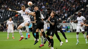 Άιντραχτ- Φενέρμπαχτσε 1-1: Δίκαιη μοιρασιά στη Φρανκφούρτη με μοιραίο Πέλκα! (video)