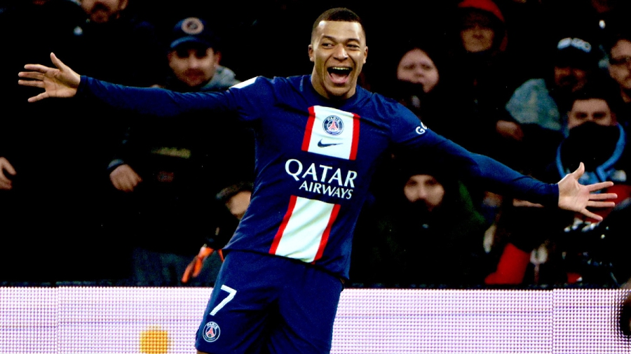 Παρί Σεν Ζερμέν – Ναντ 4-2: Έγινε «θρύλος» ο Εμπαμπέ στην αγχωτική νίκη των Παριζιάνων! (video)