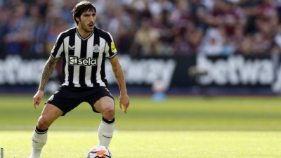 Μάντσεστερ Γιουνάιτεντ: Ο Τονάλι προορίζεται για αντικαταστάτης του Κασεμίρο